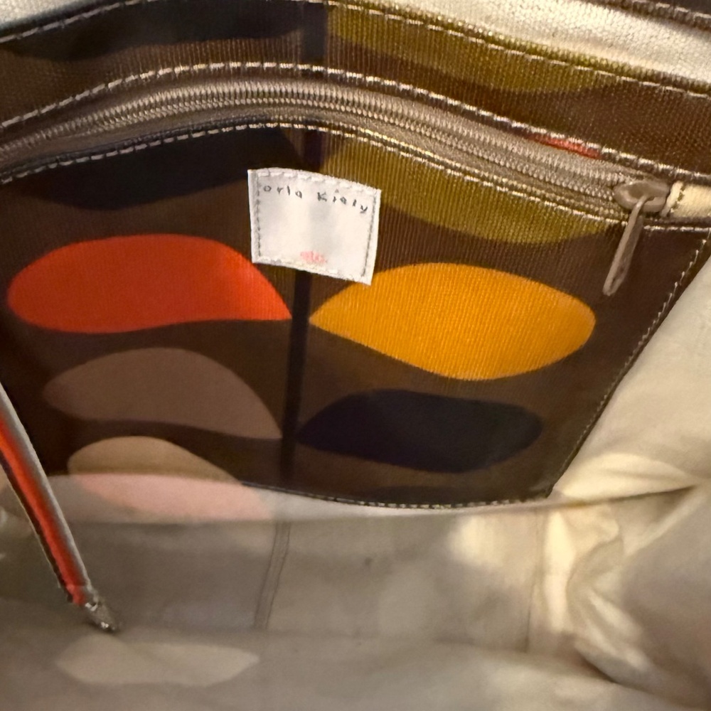 Orla Kiely Brown and Multi Stem Tote - Picture 2 of 7